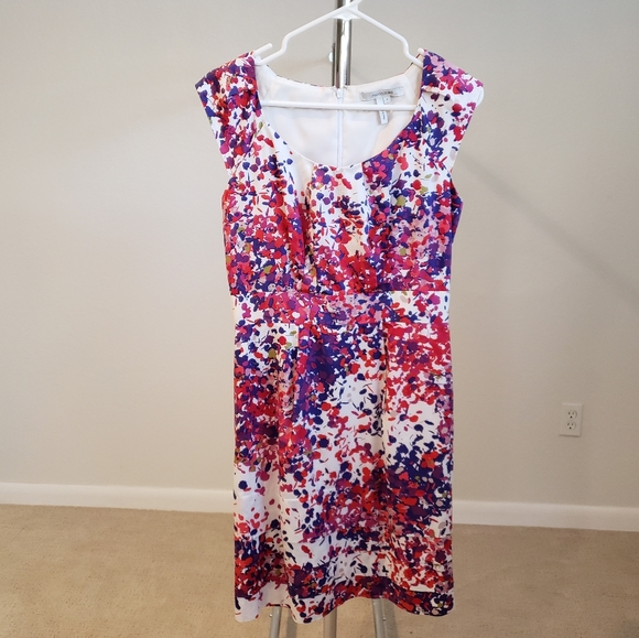 Dress - Picture 4 of 5